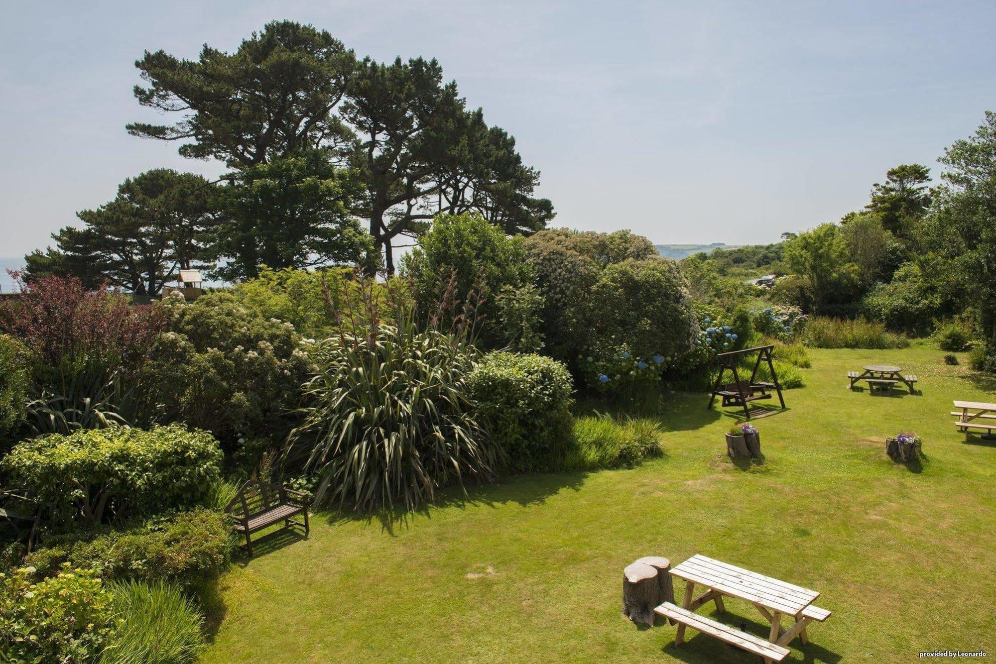 Cliff Head Hotel Carlyon Bay Exteriör bild